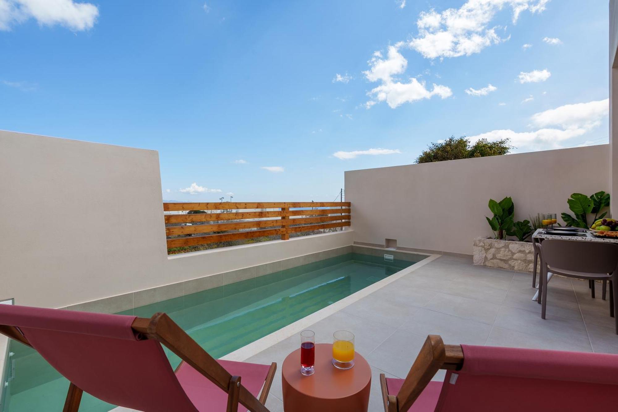 Sugarwhite Suites With Private Not Heated Pool Emporio  Dış mekan fotoğraf